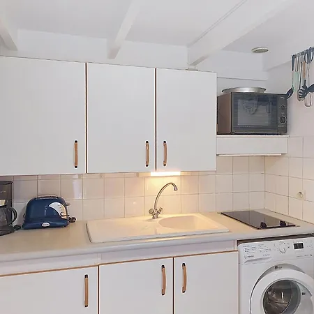 Сasa de vacaciones Les Sur La Colline-3 By Interhome